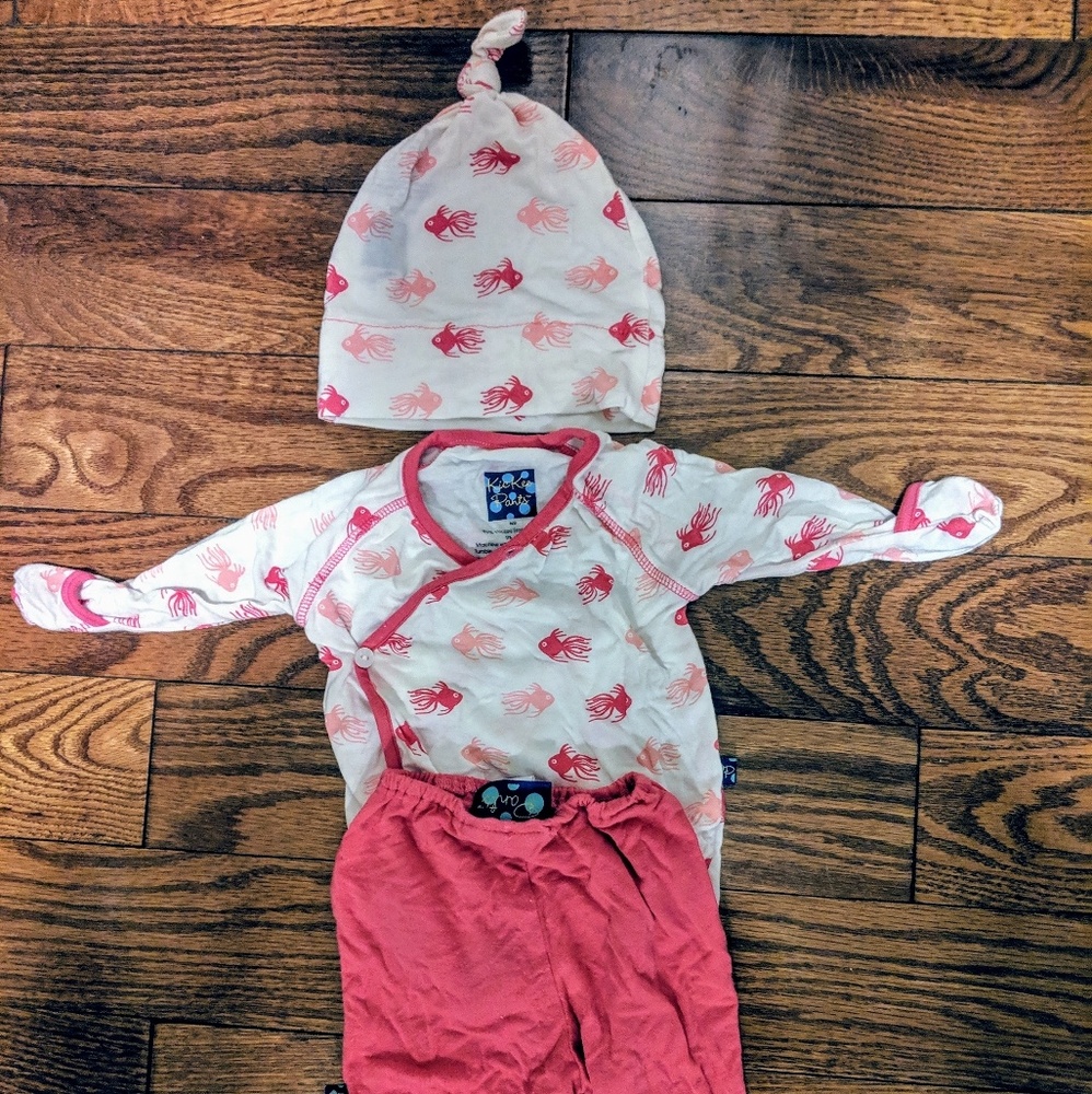 Kickee Pants- newborn kimono set